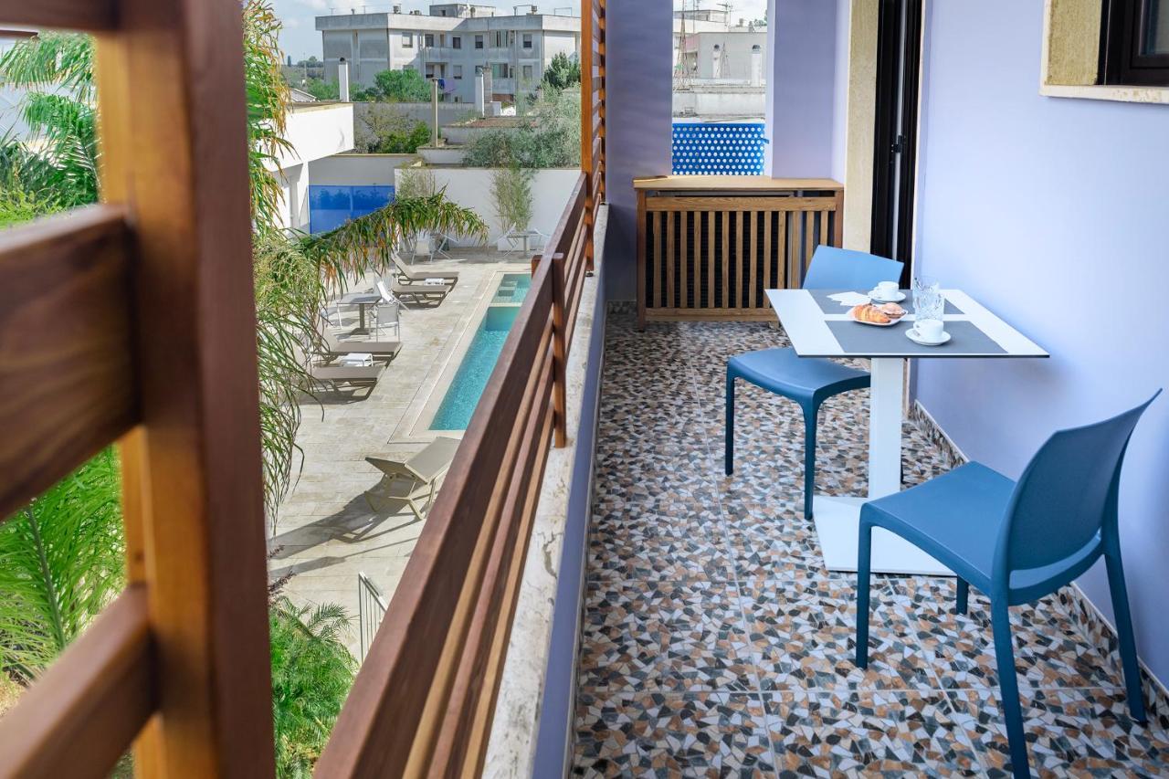 Azzurra Aparthotel カリメーラ エクステリア 写真